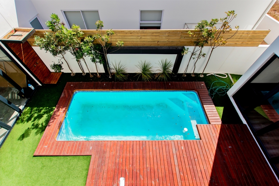 3 Bedroom Property for Sale in Sandy Point Western Cape